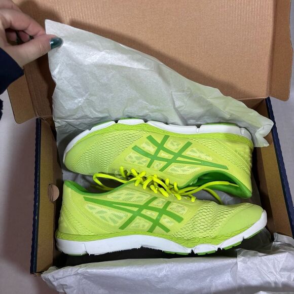 Asics 33-DFA 2 Running Shoe in sharp green/ jasmine green/flash NIB SIZE 12 - Picture 3 of 15